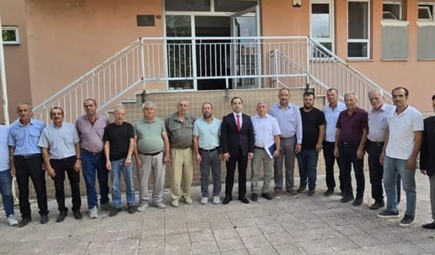 YENİPAZAR KAYMAKAMI UÇAR, KÖY MUHTARLARIYLA BİR ARAYA GELDİ