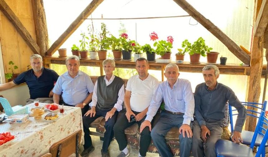 KAYMAKAM ÖZTÜRK'TEN MUHTAR SEDEF'E GEÇMİŞ OLSUN ZİYARETİ