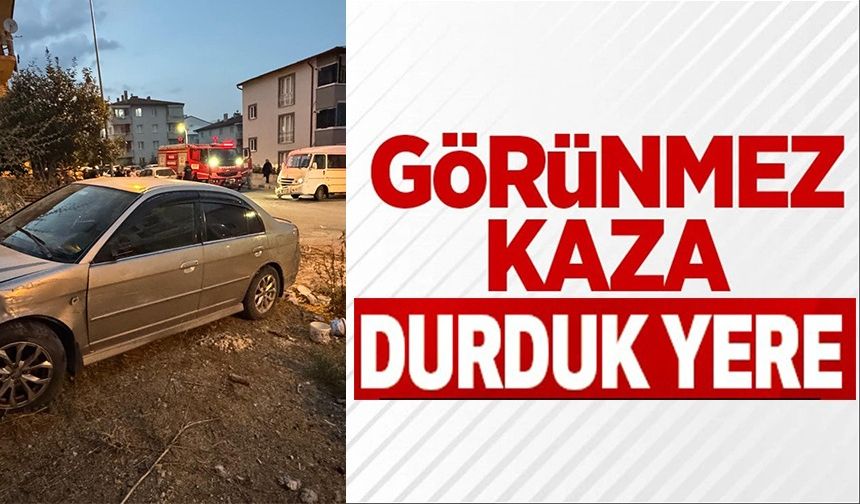 MİNİBÜSLE OTOMOBİL ÇARPIŞTI, YAYA KALDIRIMINDAKİ VATANDAŞ YARALANDI