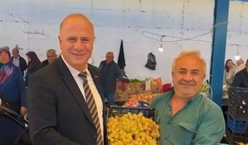 BAŞKAN TORUN, PAZARYERİNDE VATANDAŞLARLA BULUŞTU