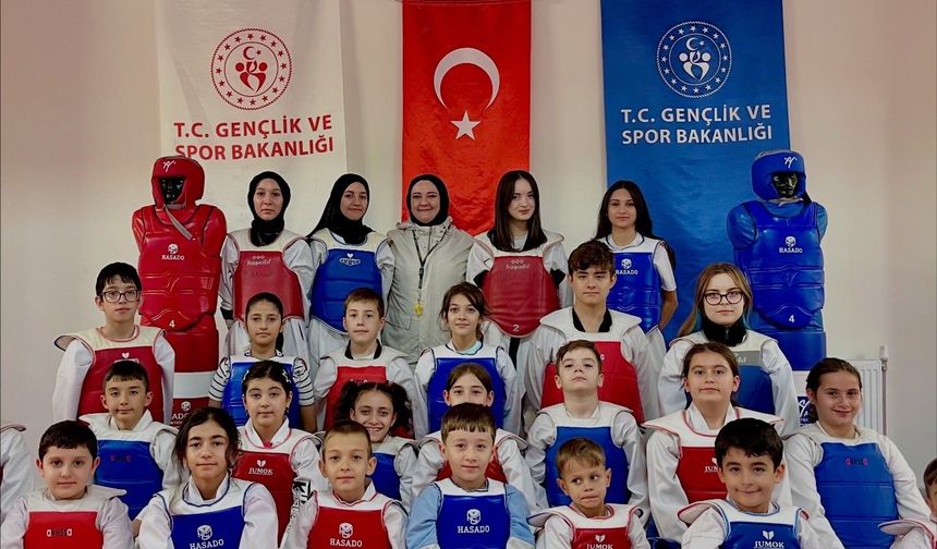 GÜREŞ VE WUSHU EĞİTİMİ SÜRÜYOR