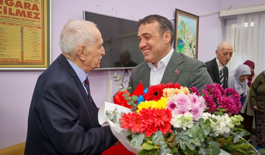 VALİ SÖZER'DEN EMEKLİ ÖĞRETMENLERE ANLAMLI BULUŞMA