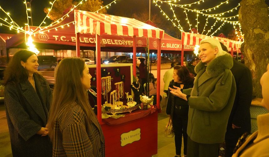 SANAT SOKAĞI YENİ YILA KAPILARINI AÇTI