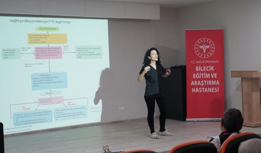 SAĞLIKÇILARA 'KALP MASAJI VE HAYAT KURTARMA EĞİTİMİ' VERİLDİ