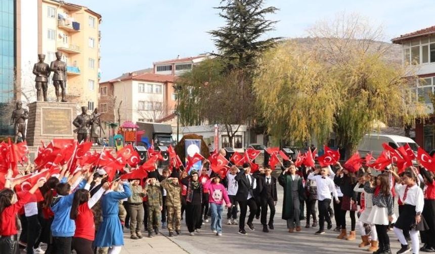 KİTAP OKUMA ETKİNLİĞİNE DESTEK