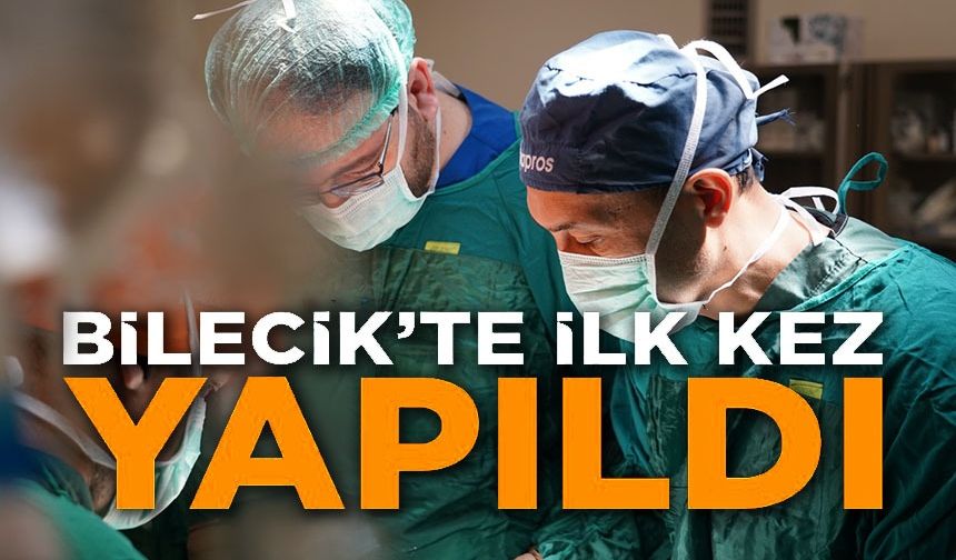 İLK DEFA KARIN ZARI AÇILMADAN 'RAHİM KORUYUCU SAKROKOLPOPEKSİ’ AMELİYATI YAPILDI