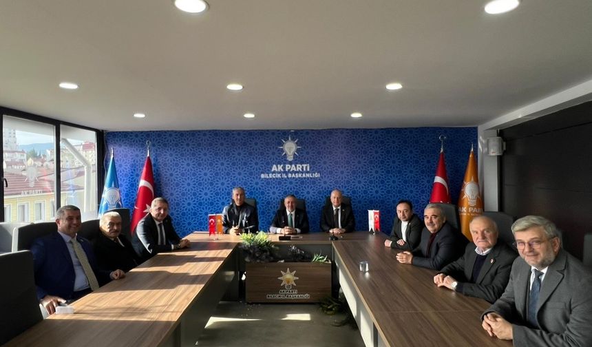 AK PARTİ BİLECİK TEŞKİLATI İL GENEL MECLİSİ ÜYELERİYLE BİR ARAYA GELDİ