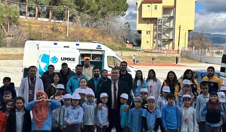 ‘SAĞLIKLI ÇOCUK, SAĞLIKLI GELECEK EĞİTİM PROGRAMI' DÜZENLENDİ