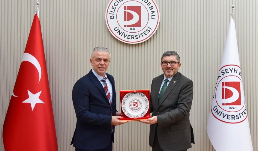 KKTC ANKARA BÜYÜKELÇİSİ KORUKOĞLU'DAN REKTÖR KAPLANCIKLI'YA ZİYARET