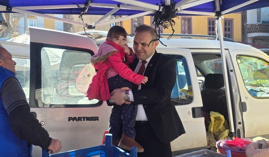 BAŞKAN DİLSİZ ESNAF VE VATANDAŞLARLA BULUŞTU