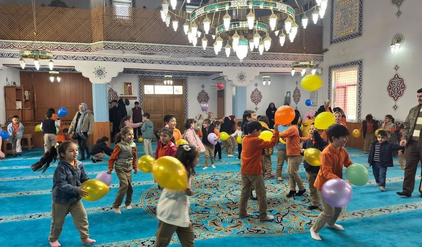 ‘MAARİFİN KALBİNDE RAMAZAN' ETKİNLİĞİ DÜZENLENDİ