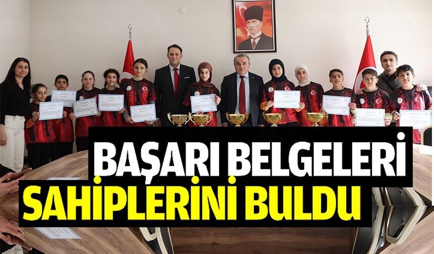 ‘FLOOR CURLİNG' BAŞARI BELGELERİ SAHİPLERİNİ BULDU