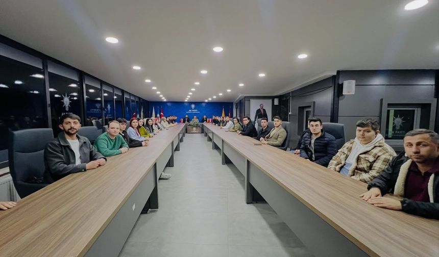 AK PARTİ BİLECİK'TE GENÇLİK TOPLANTISI