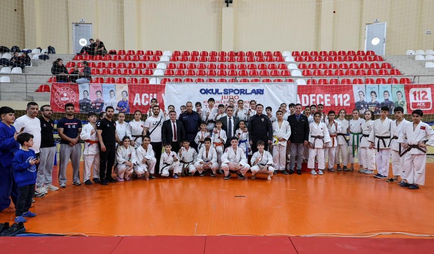 JUDO KÜÇÜKLER TÜRKİYE BİRİNCİLİĞİ DÜZENLENDİ