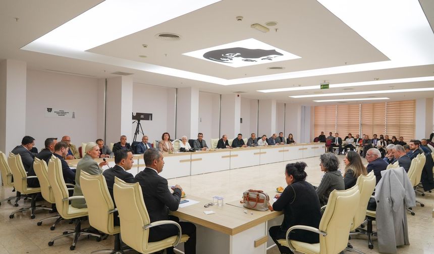 BAŞKAN SUBAŞI, "MAHALLELERİMİZİN SESİ OLAN MUHTARLARIMIZLA BİRLİKTE GÜZEL ÇALIŞMALAR YAPMAYA DEVAM EDECEĞİZ’’