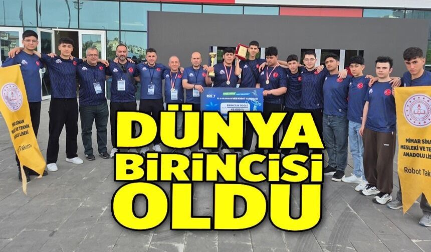 BİLECİKLİ ÖĞRENCİLERDEN ‘MEB ROBOT YARIŞMASI'NDA' DÜNYA BİRİNCİLİĞİ