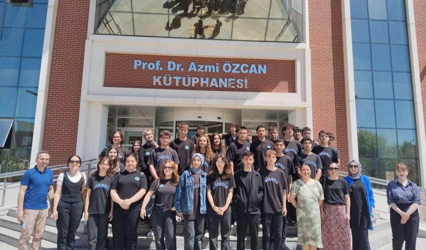 BŞEÜ AKADEMİK BİRİMLERİ LİSE ÖĞRENCİLERİNE TANITILDI