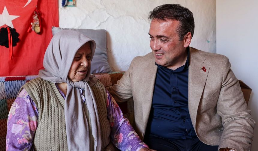 VALİ SÖZER, YAŞLI VATANDAŞIN KAPISINI ÇALDI