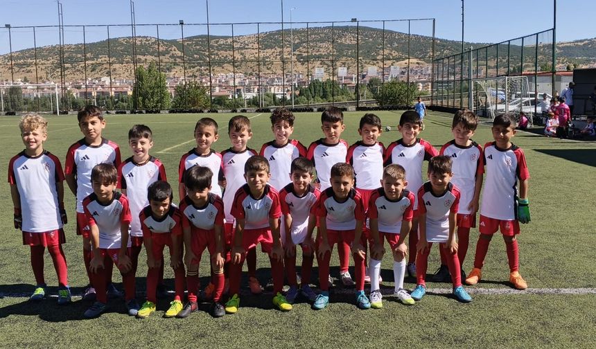 BİLECİK GENÇLERBİRLİĞİ ALTYAPISI EMEKLERİNİN KARŞILIĞINI ALMAYA BAŞLADI