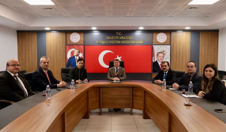 BİLECİK'TE AKADEMİK BAŞARI MASAYA YATIRILDI