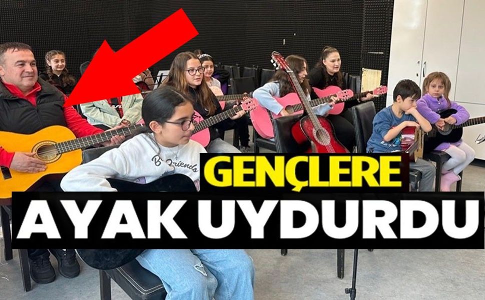 GENÇLİK MERKEZİ'NDE GİTAR KURSU SÜRÜYOR