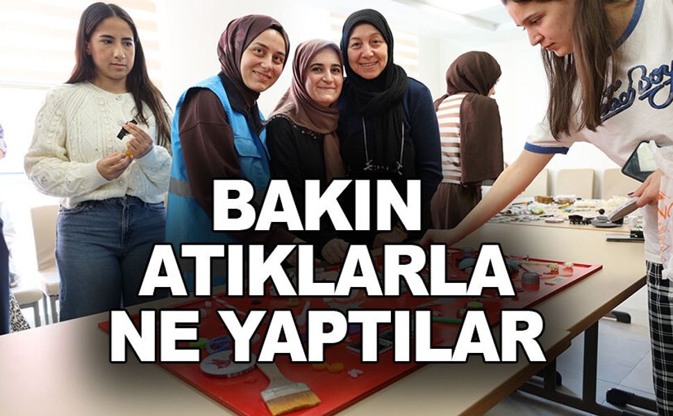 SIFIR ATIK ETKİNLİĞİNDE ATIKLARLA TÜRK BAYRAĞI OLUŞTURULDU