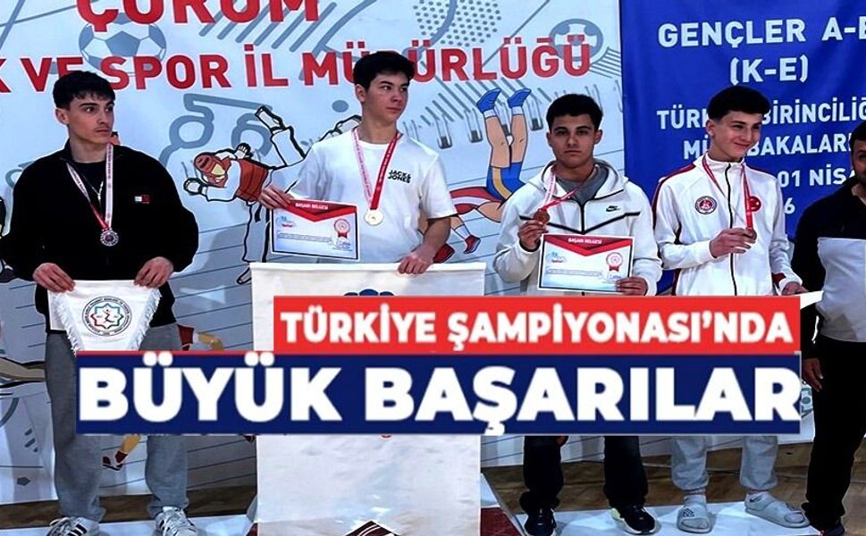 KARATE TÜRKİYE ŞAMPİYONASI'NDA DERECELER GELDİ