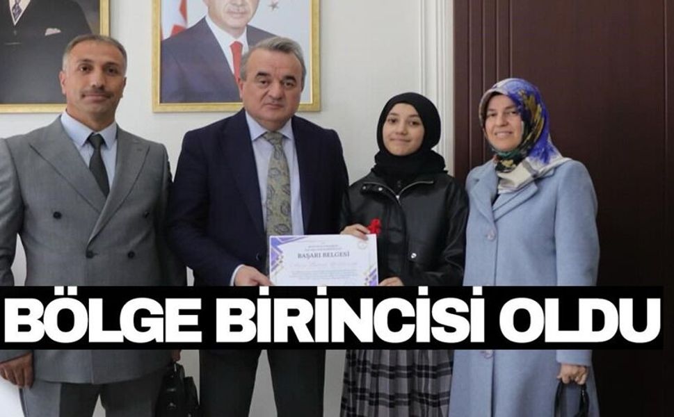 BÖLGE BİRİNCİSİ ÖĞRENCİYE KAYMAKAM ÖZTÜRK'TEN TEBRİK