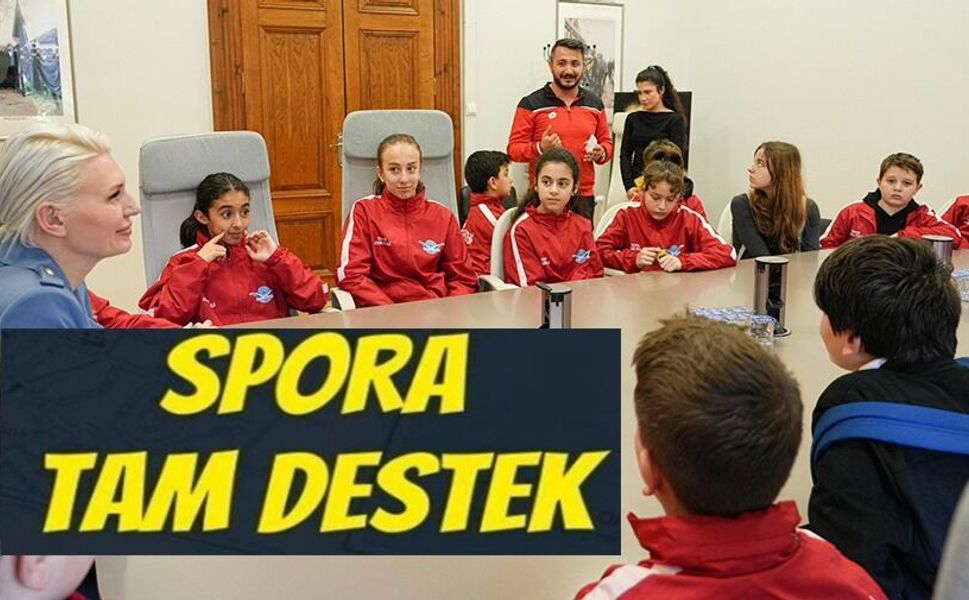 BAŞKAN SUBAŞI BİLECİK GENÇLİK VE SPOR KULÜBÜ SUALTI HOKEYİ TAKIMLARINI AĞIRLADI