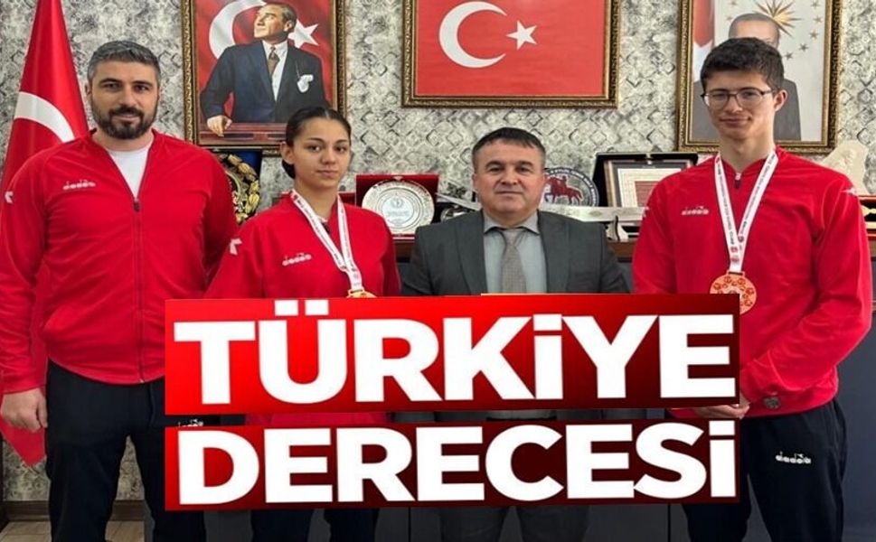 BİLECİKLİ SPORCULARDAN KİCK BOKSTA TÜRKİYE DERECESİ